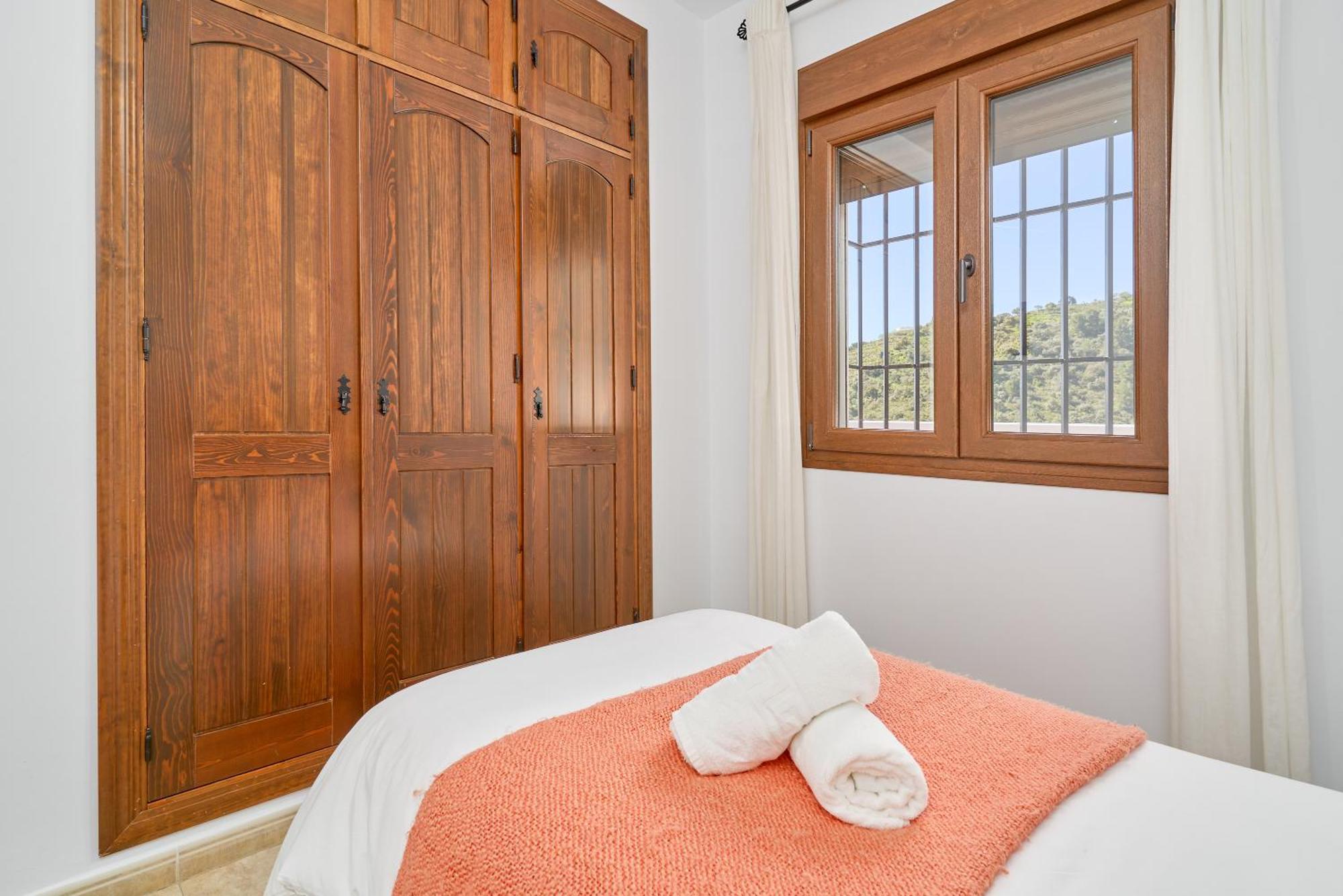 Villa Alejandro En Sayalonga Zewnętrze zdjęcie